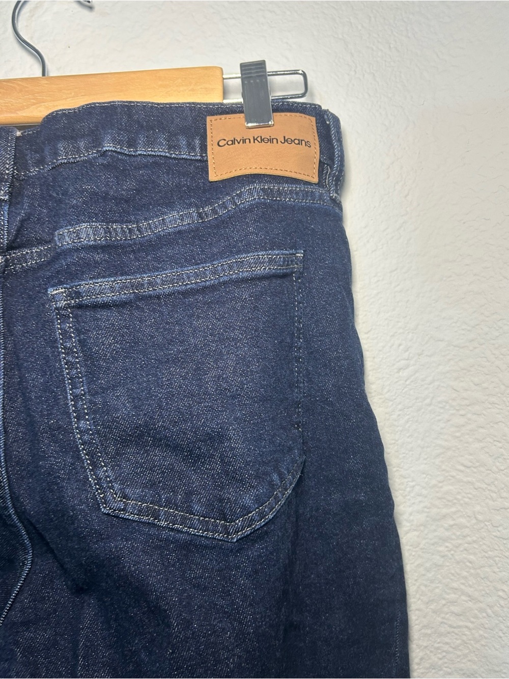 Calvin Klein women Indigo Relaxed Fit Jeans